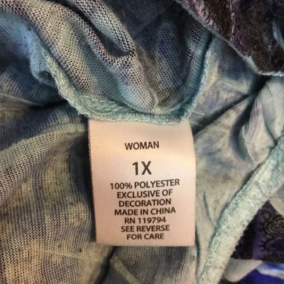 ROZ & Ali 1X keyhole tie front with cape sleeves floral lace detail in b… - Picture 11 of 14